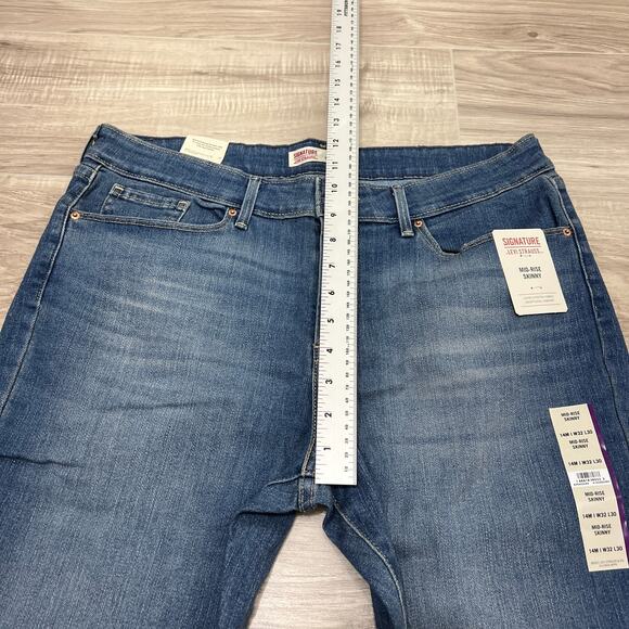 Levi Strauss Signature Women's Mid Rise Skinny Blue Jeans Size 14M - Picture 4 of 11